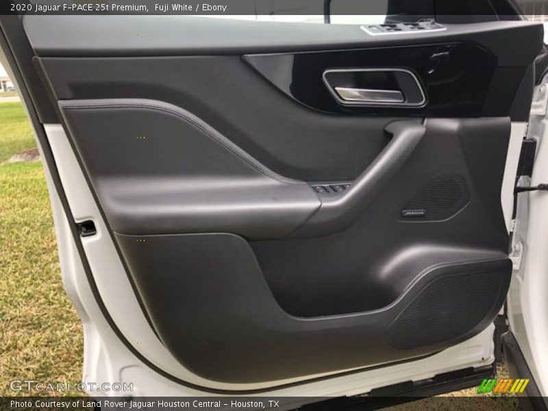Fuji White / Ebony 2020 Jaguar F-PACE 25t Premium