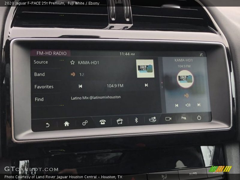 Fuji White / Ebony 2020 Jaguar F-PACE 25t Premium