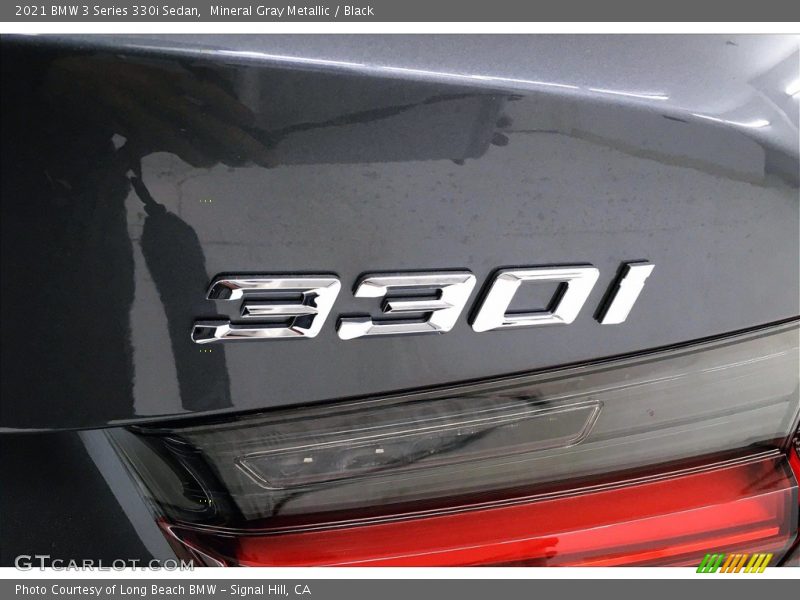  2021 3 Series 330i Sedan Logo