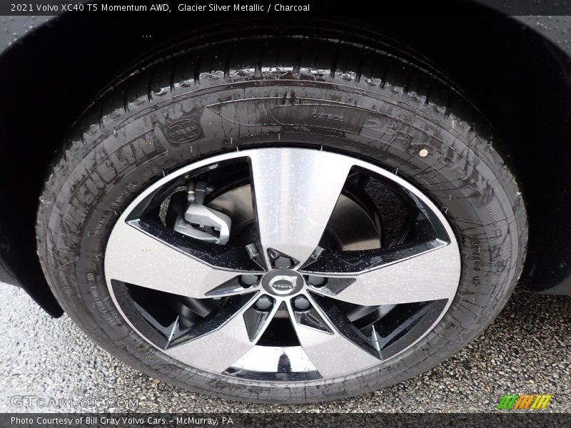  2021 XC40 T5 Momentum AWD Wheel
