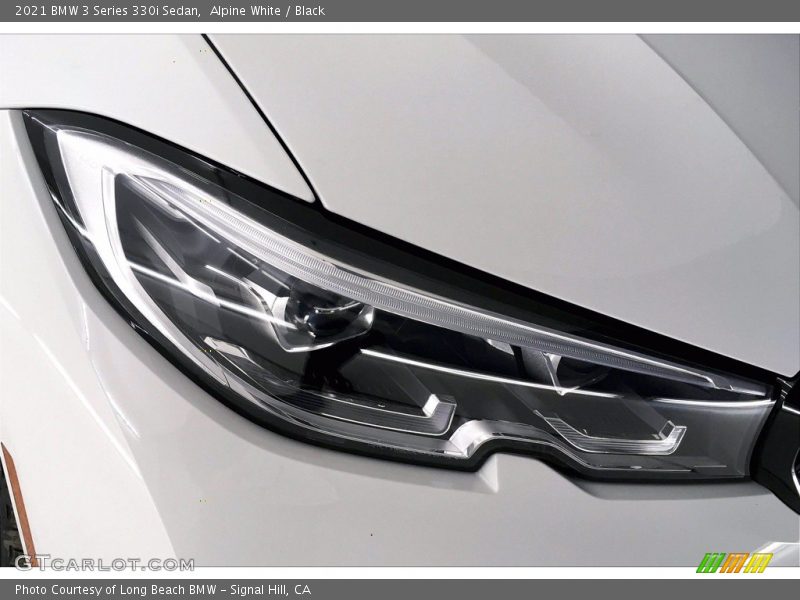 Alpine White / Black 2021 BMW 3 Series 330i Sedan