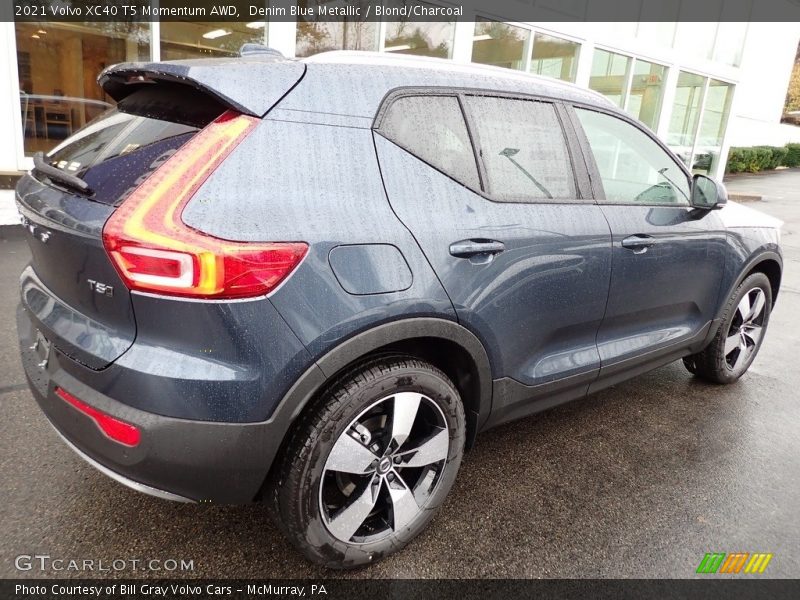  2021 XC40 T5 Momentum AWD Denim Blue Metallic