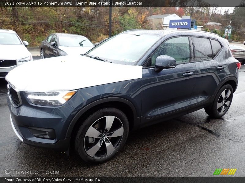 Denim Blue Metallic / Blond/Charcoal 2021 Volvo XC40 T5 Momentum AWD