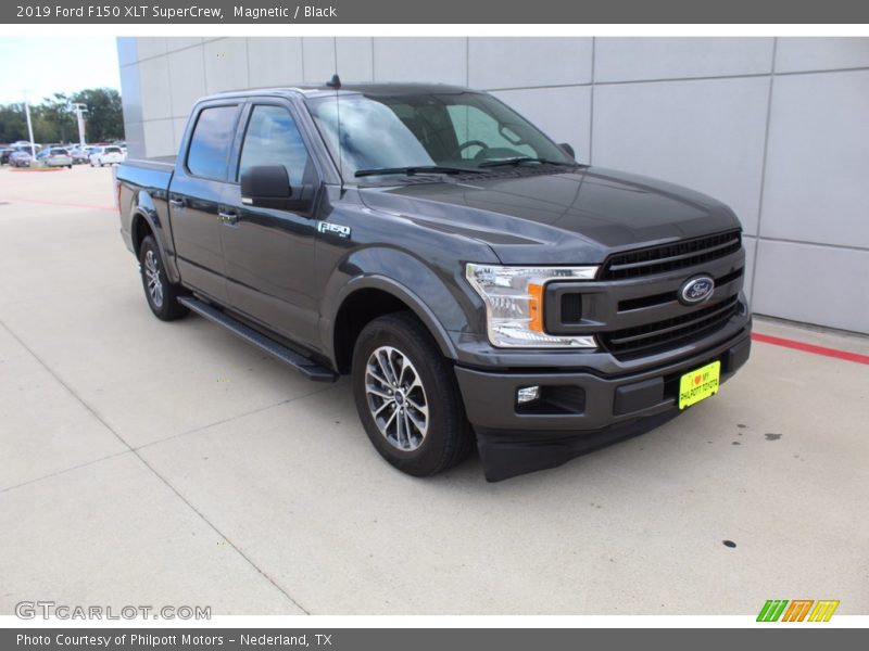 Magnetic / Black 2019 Ford F150 XLT SuperCrew