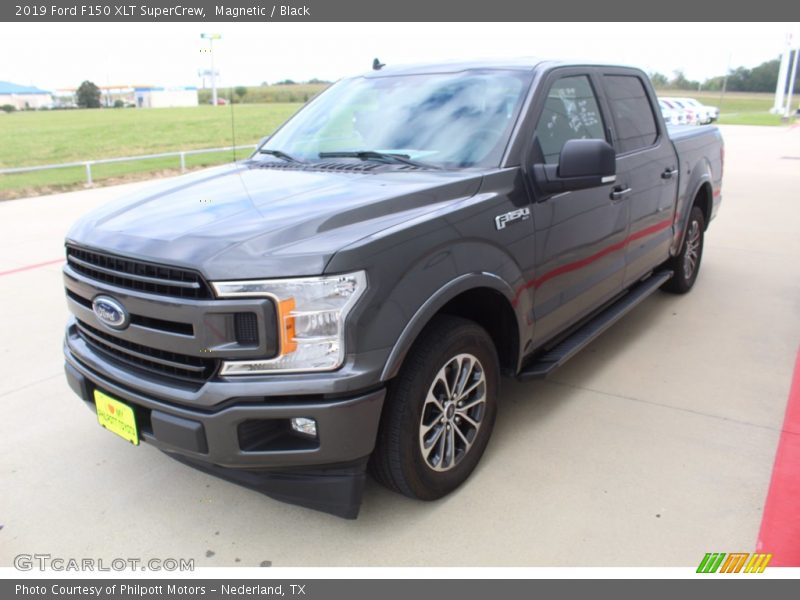 Magnetic / Black 2019 Ford F150 XLT SuperCrew