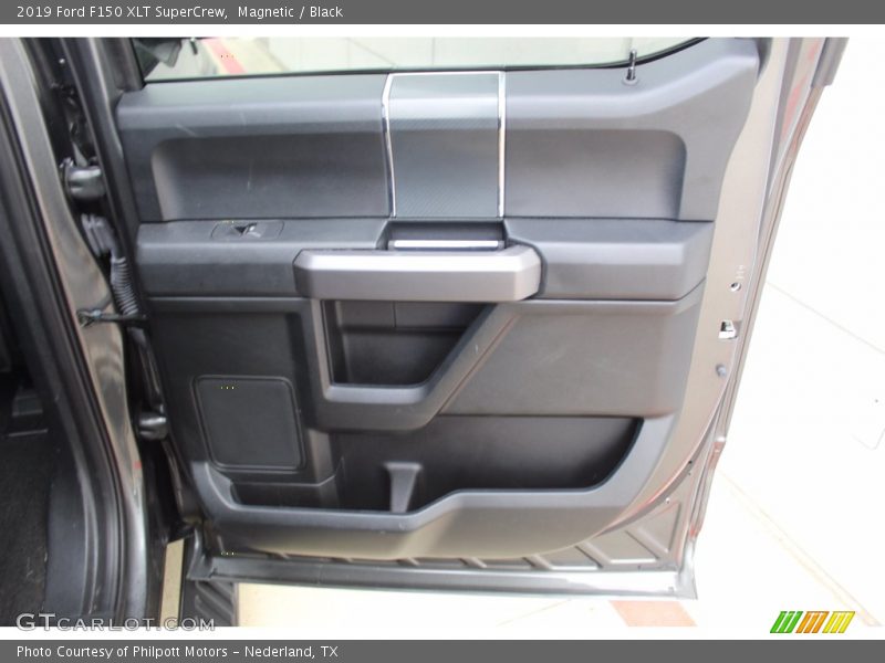 Magnetic / Black 2019 Ford F150 XLT SuperCrew