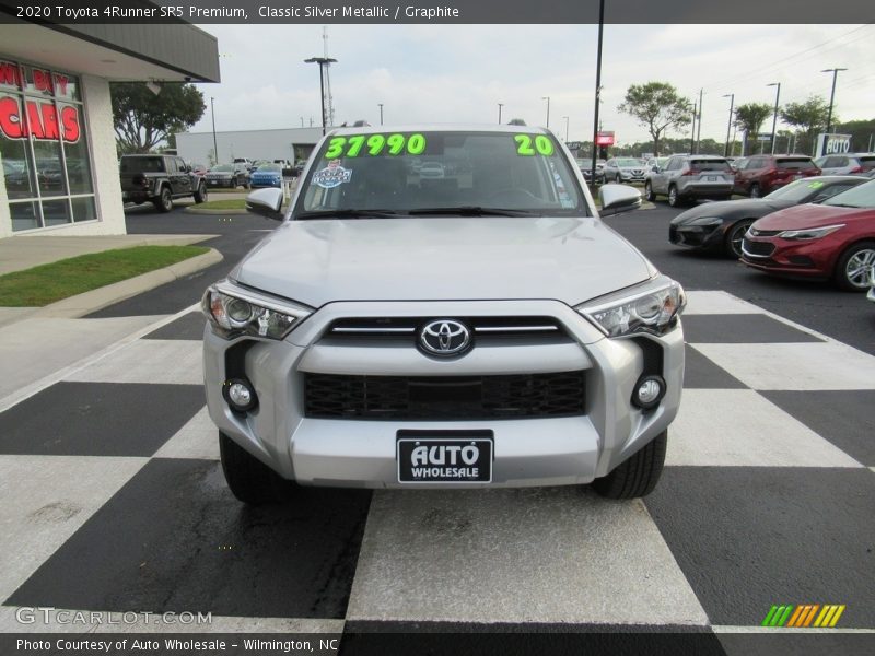 Classic Silver Metallic / Graphite 2020 Toyota 4Runner SR5 Premium