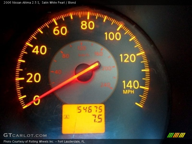 Satin White Pearl / Blond 2006 Nissan Altima 2.5 S