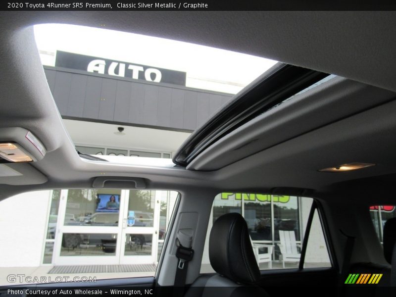 Classic Silver Metallic / Graphite 2020 Toyota 4Runner SR5 Premium
