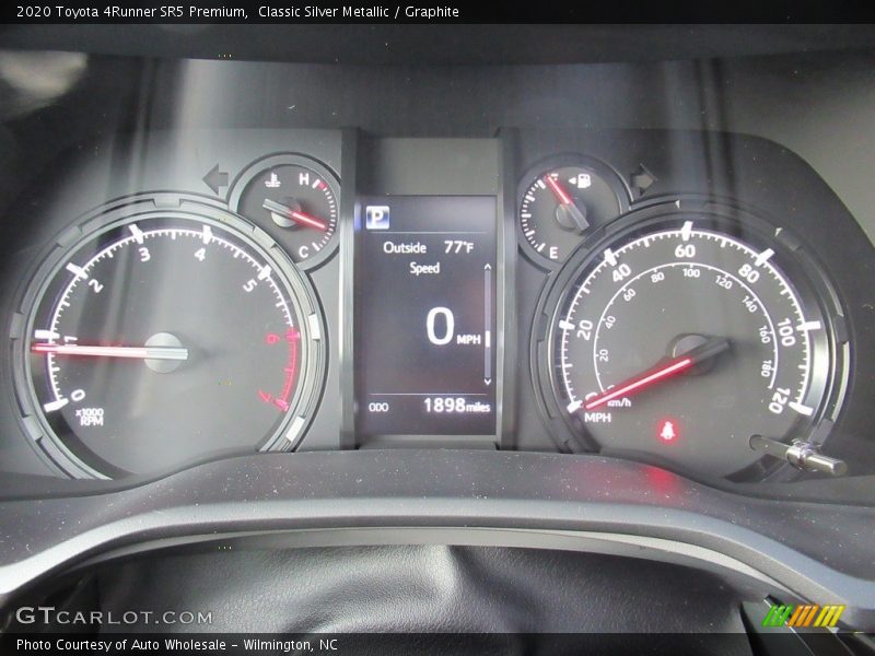 Classic Silver Metallic / Graphite 2020 Toyota 4Runner SR5 Premium