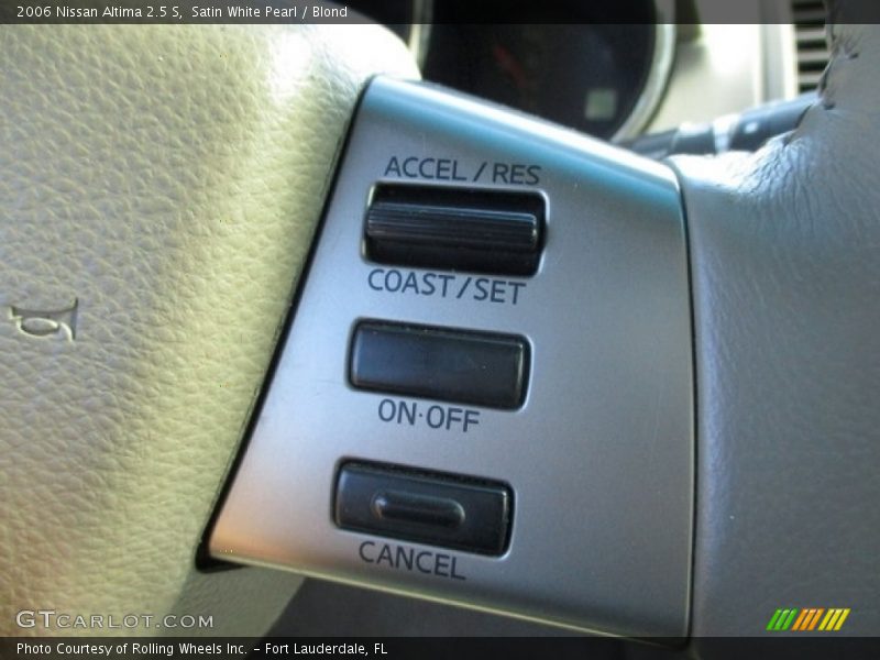 Satin White Pearl / Blond 2006 Nissan Altima 2.5 S