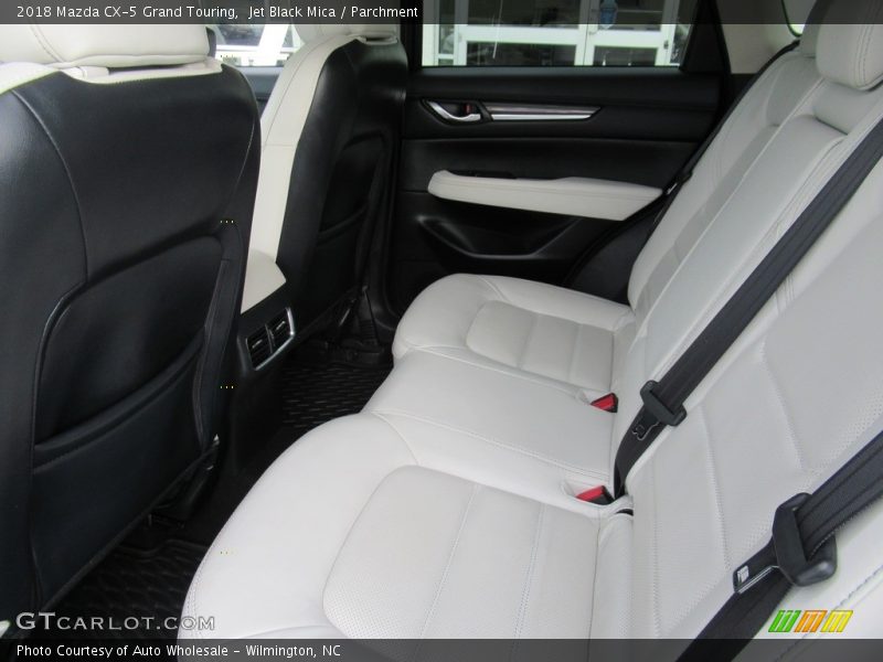 Jet Black Mica / Parchment 2018 Mazda CX-5 Grand Touring
