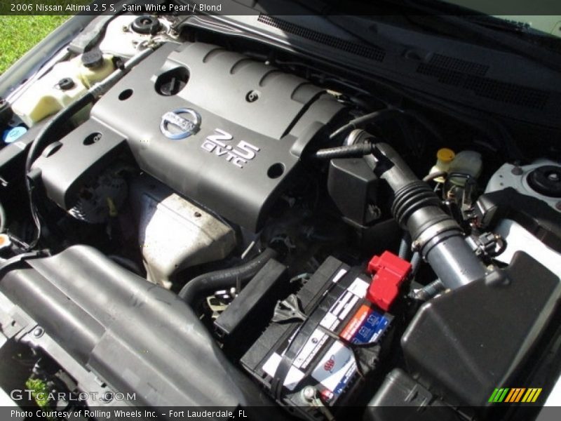 Satin White Pearl / Blond 2006 Nissan Altima 2.5 S