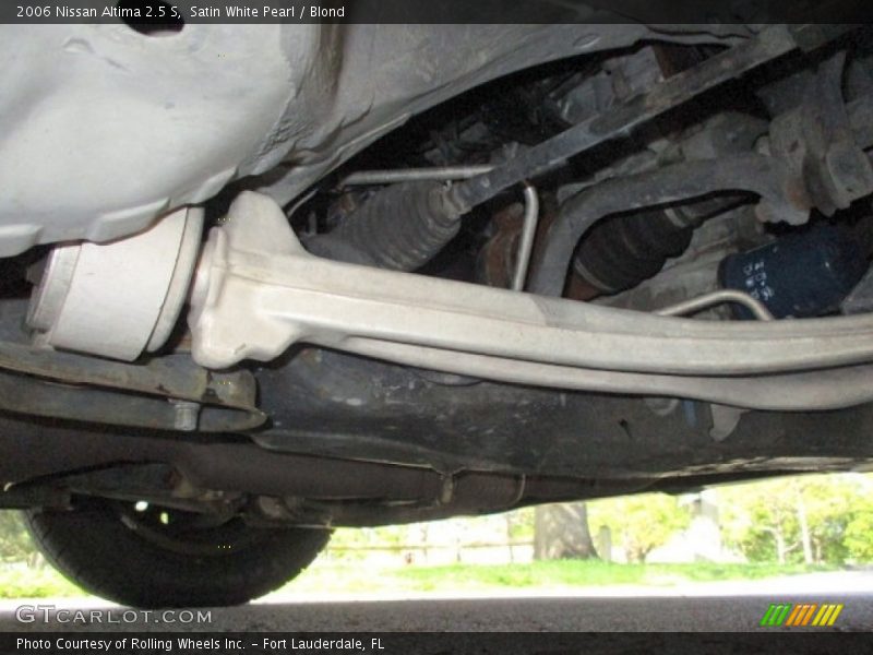 Satin White Pearl / Blond 2006 Nissan Altima 2.5 S
