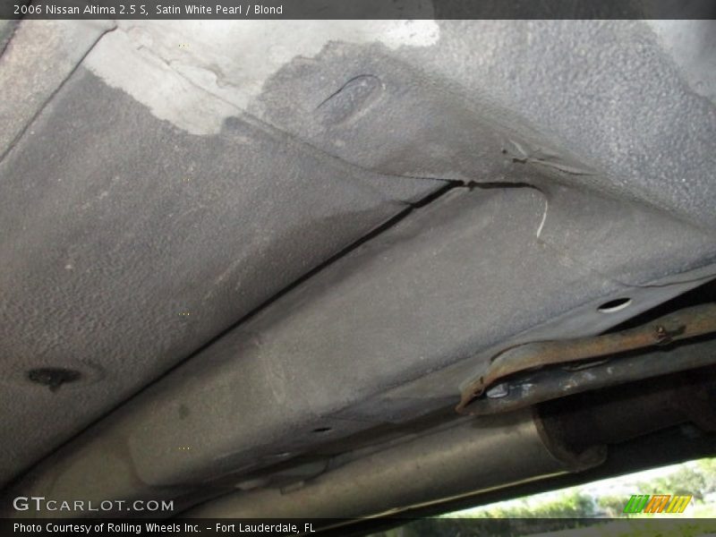 Satin White Pearl / Blond 2006 Nissan Altima 2.5 S