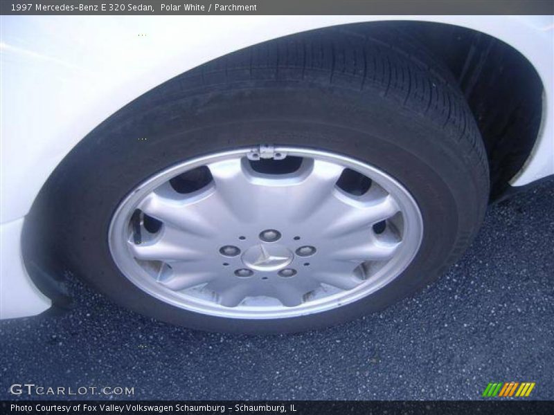 Polar White / Parchment 1997 Mercedes-Benz E 320 Sedan