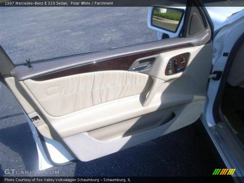 Polar White / Parchment 1997 Mercedes-Benz E 320 Sedan