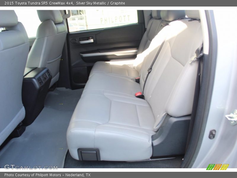 Silver Sky Metallic / Graphite 2015 Toyota Tundra SR5 CrewMax 4x4