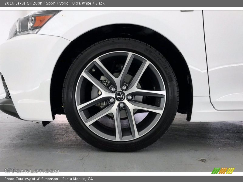  2016 CT 200h F Sport Hybrid Wheel