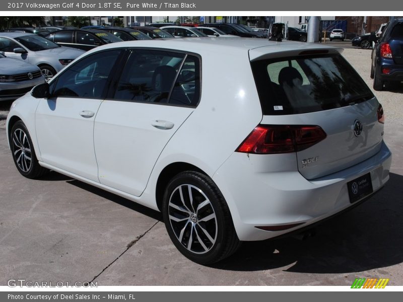 Pure White / Titan Black 2017 Volkswagen Golf 4 Door 1.8T SE