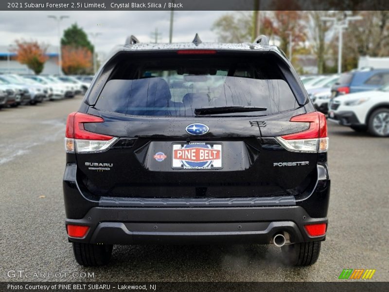 Crystal Black Silica / Black 2021 Subaru Forester 2.5i Limited