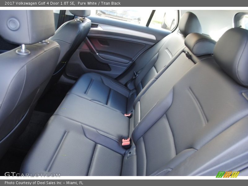 Pure White / Titan Black 2017 Volkswagen Golf 4 Door 1.8T SE