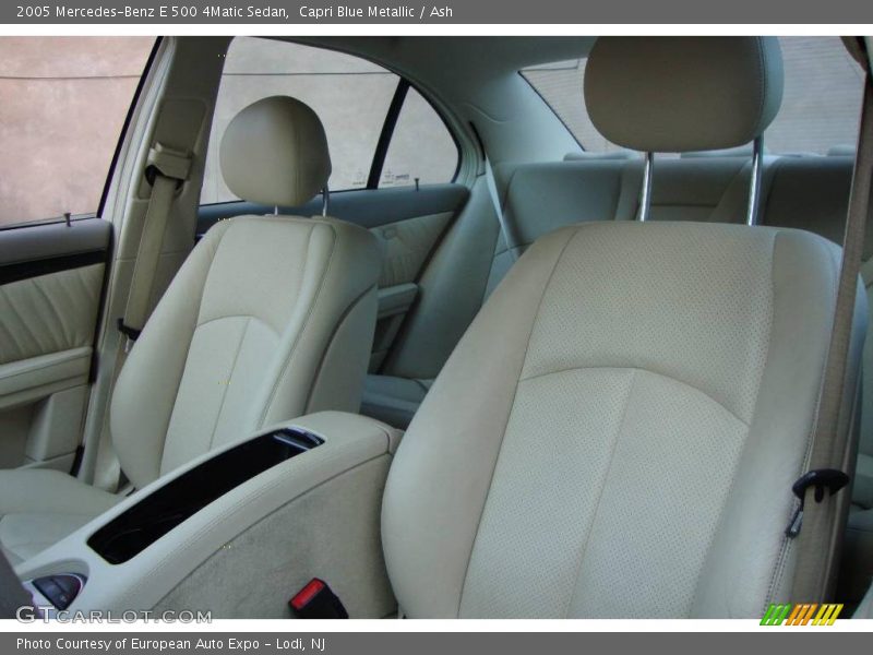 Capri Blue Metallic / Ash 2005 Mercedes-Benz E 500 4Matic Sedan