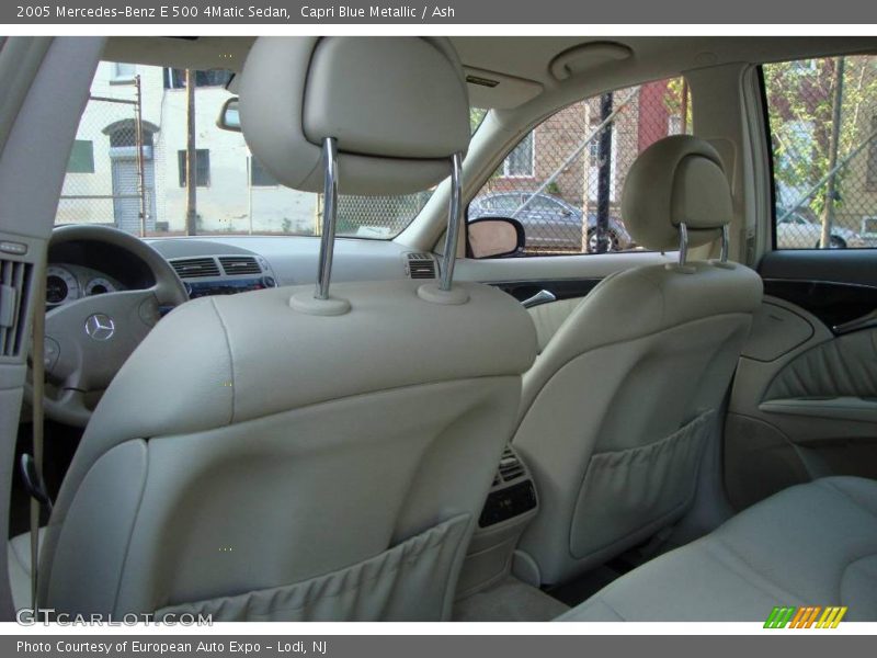 Capri Blue Metallic / Ash 2005 Mercedes-Benz E 500 4Matic Sedan