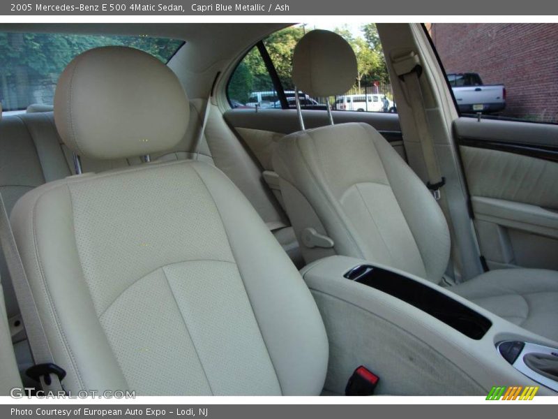 Capri Blue Metallic / Ash 2005 Mercedes-Benz E 500 4Matic Sedan