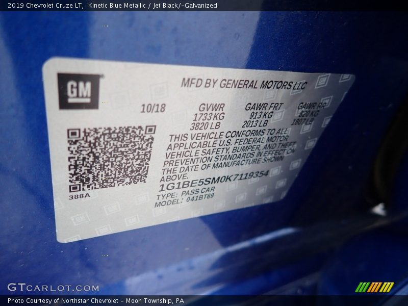 Kinetic Blue Metallic / Jet Black/­Galvanized 2019 Chevrolet Cruze LT