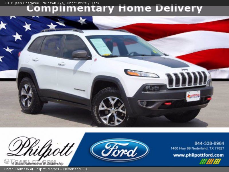 Bright White / Black 2016 Jeep Cherokee Trailhawk 4x4