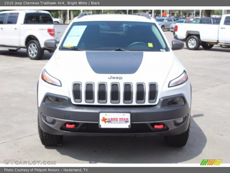 Bright White / Black 2016 Jeep Cherokee Trailhawk 4x4