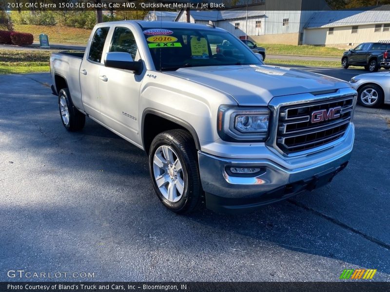 Front 3/4 View of 2016 Sierra 1500 SLE Double Cab 4WD