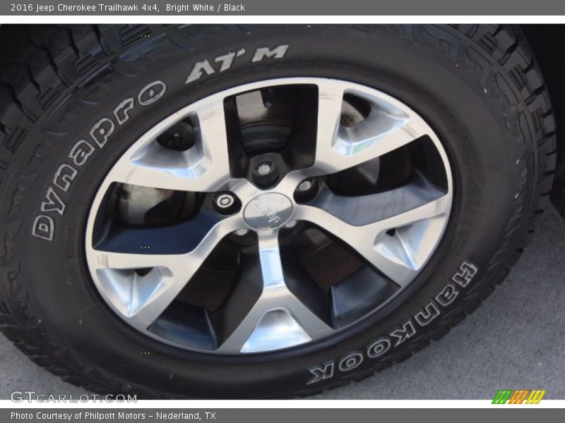 Bright White / Black 2016 Jeep Cherokee Trailhawk 4x4