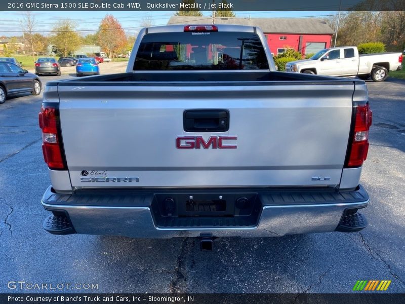 Quicksilver Metallic / Jet Black 2016 GMC Sierra 1500 SLE Double Cab 4WD