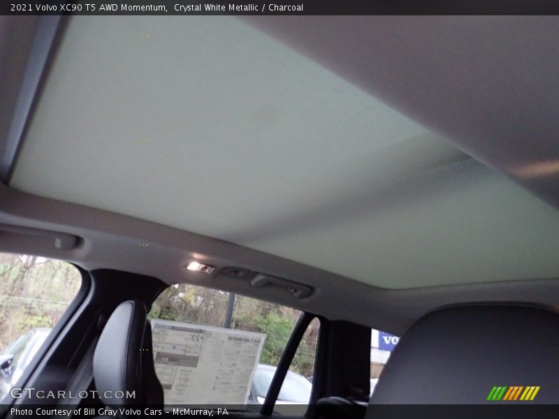 Crystal White Metallic / Charcoal 2021 Volvo XC90 T5 AWD Momentum