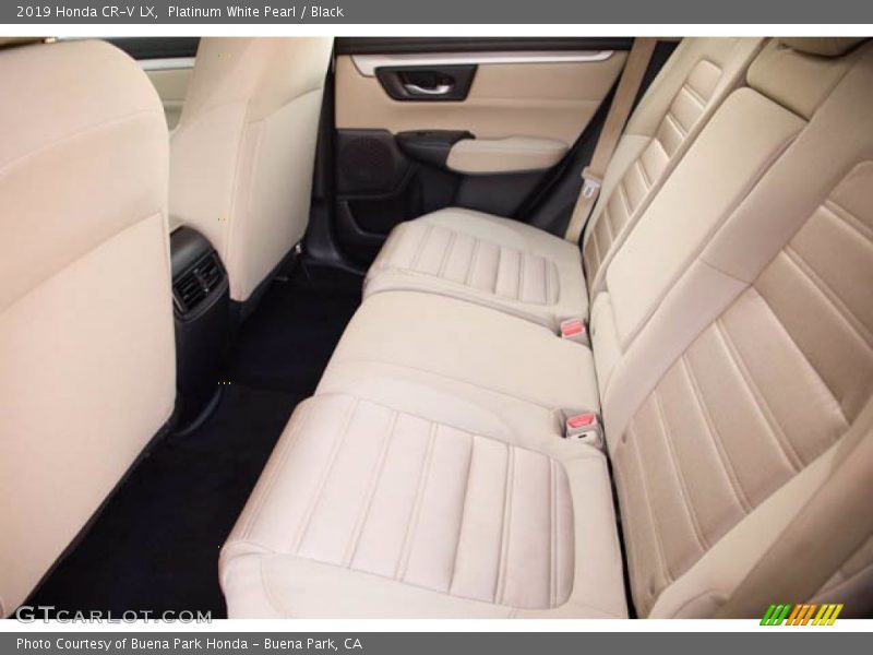 Platinum White Pearl / Black 2019 Honda CR-V LX