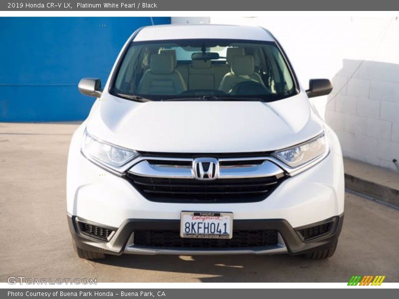 Platinum White Pearl / Black 2019 Honda CR-V LX