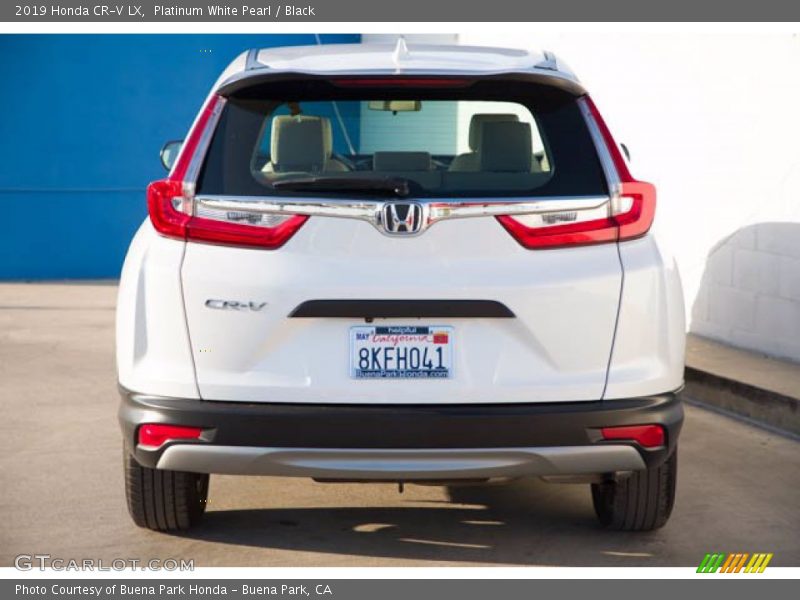 Platinum White Pearl / Black 2019 Honda CR-V LX