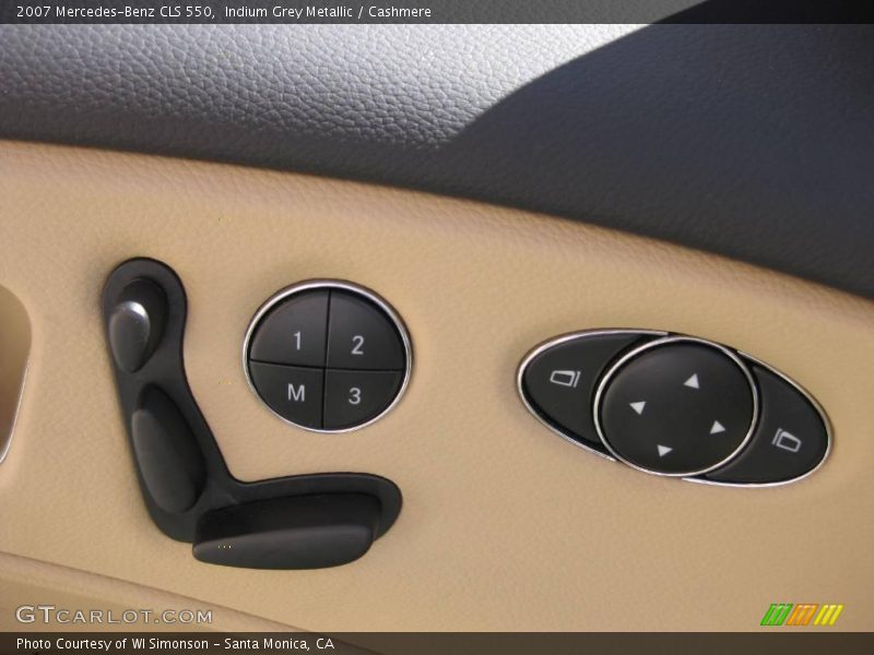 Indium Grey Metallic / Cashmere 2007 Mercedes-Benz CLS 550