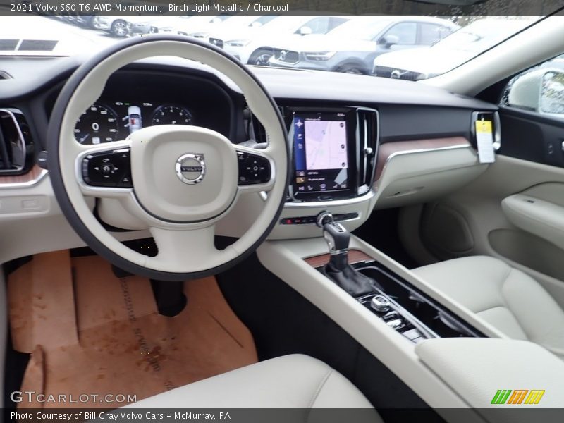  2021 S60 T6 AWD Momentum Charcoal Interior