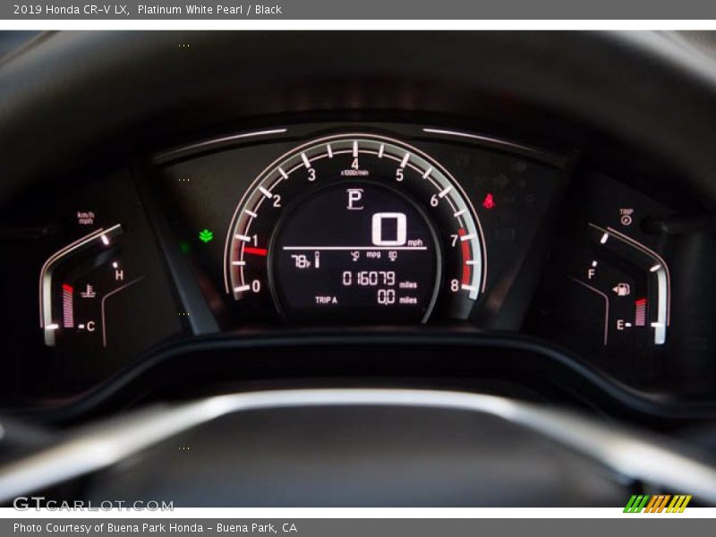 Platinum White Pearl / Black 2019 Honda CR-V LX