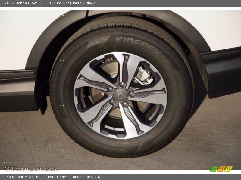 Platinum White Pearl / Black 2019 Honda CR-V LX