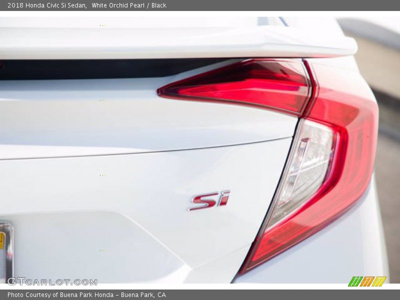 White Orchid Pearl / Black 2018 Honda Civic Si Sedan