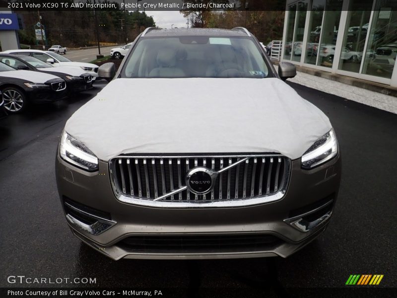 Pebble Grey Metallic / Blonde/Charcoal 2021 Volvo XC90 T6 AWD Inscription