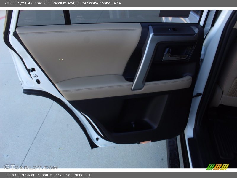 Super White / Sand Beige 2021 Toyota 4Runner SR5 Premium 4x4
