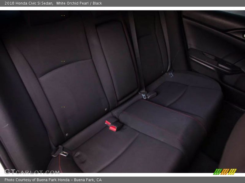 White Orchid Pearl / Black 2018 Honda Civic Si Sedan