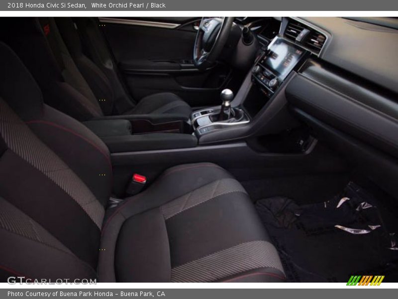 White Orchid Pearl / Black 2018 Honda Civic Si Sedan