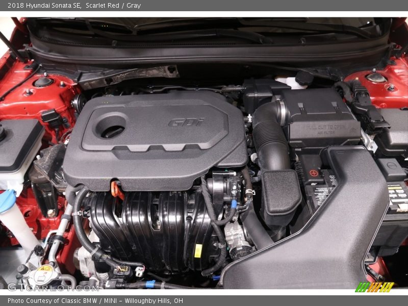 Scarlet Red / Gray 2018 Hyundai Sonata SE