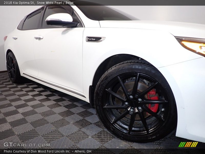 Snow White Pearl / Beige 2018 Kia Optima SX
